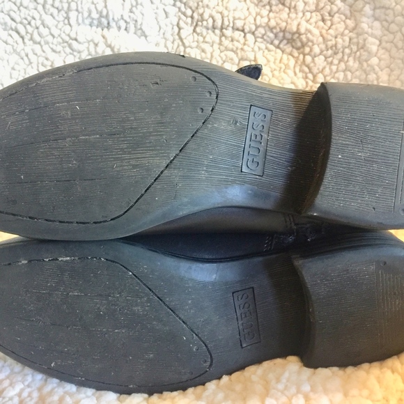 Guess Boots - Picture 3 of 4